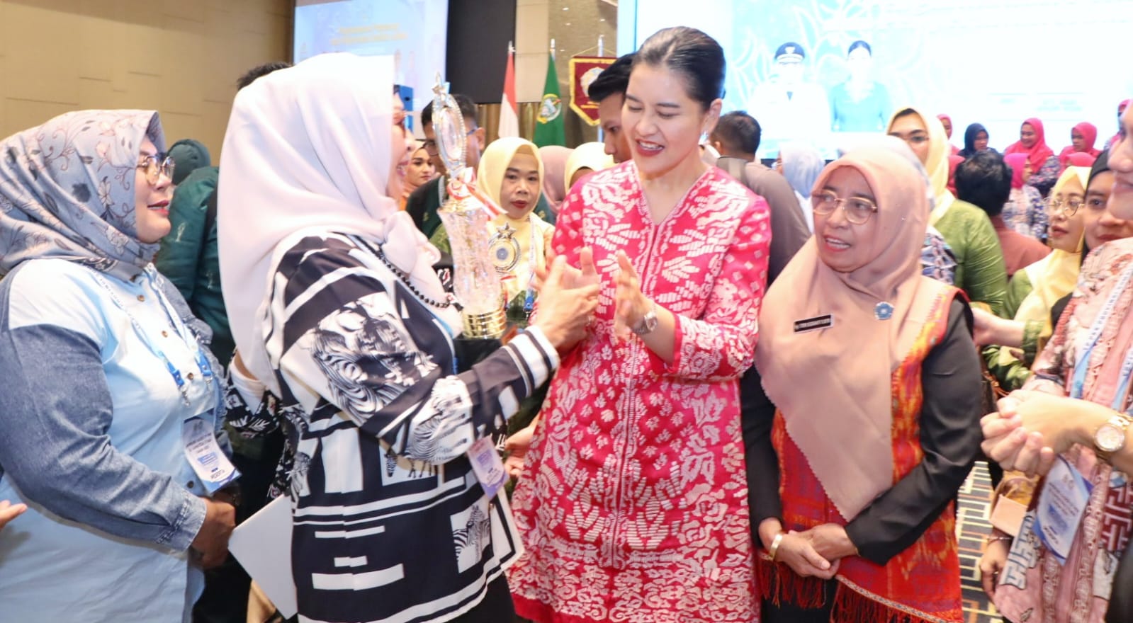 WhatsApp Image 2025-11-06 at 10.07.47 (1)