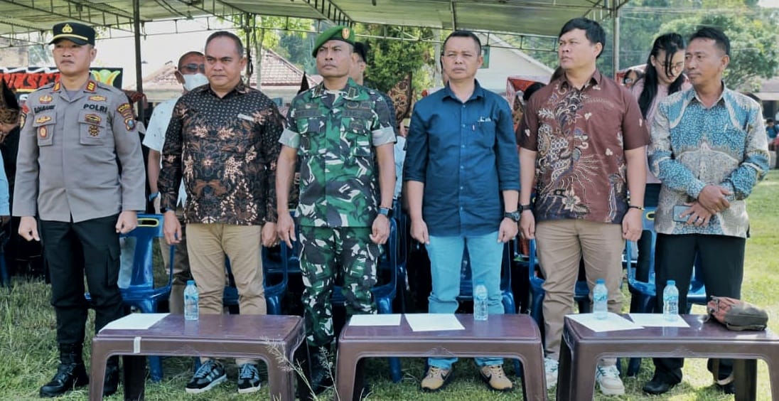 WhatsApp Image 2025-12-01 at 08.18.40