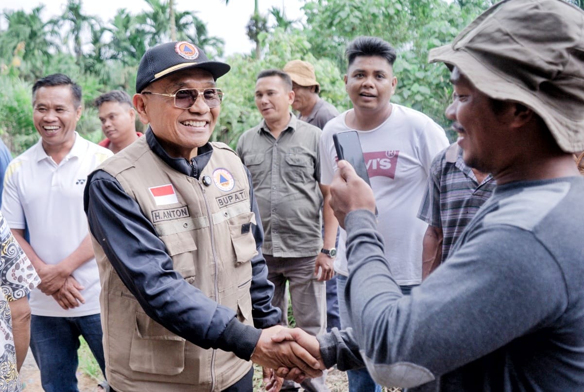 WhatsApp Image 2025-12-13 at 22.48.11